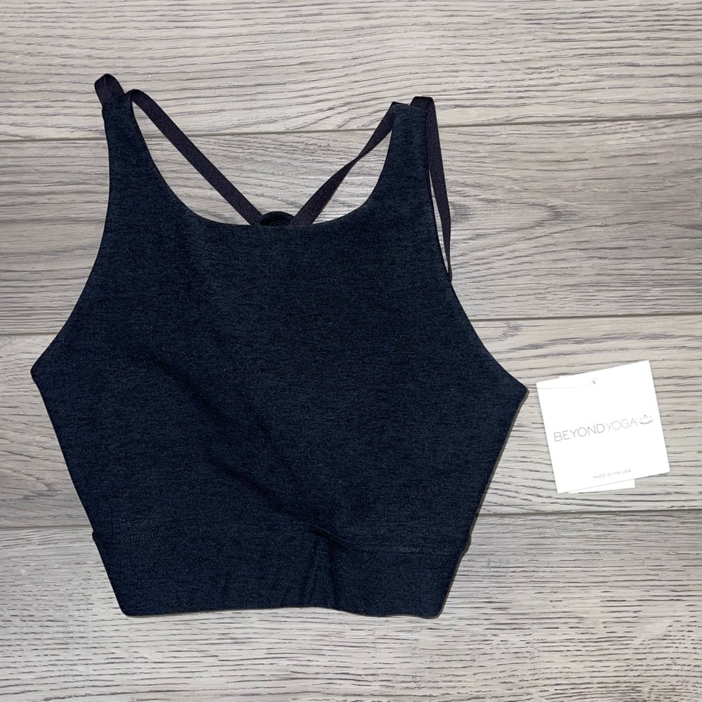 Beyond Yoga Spacedye criss cross bra!
